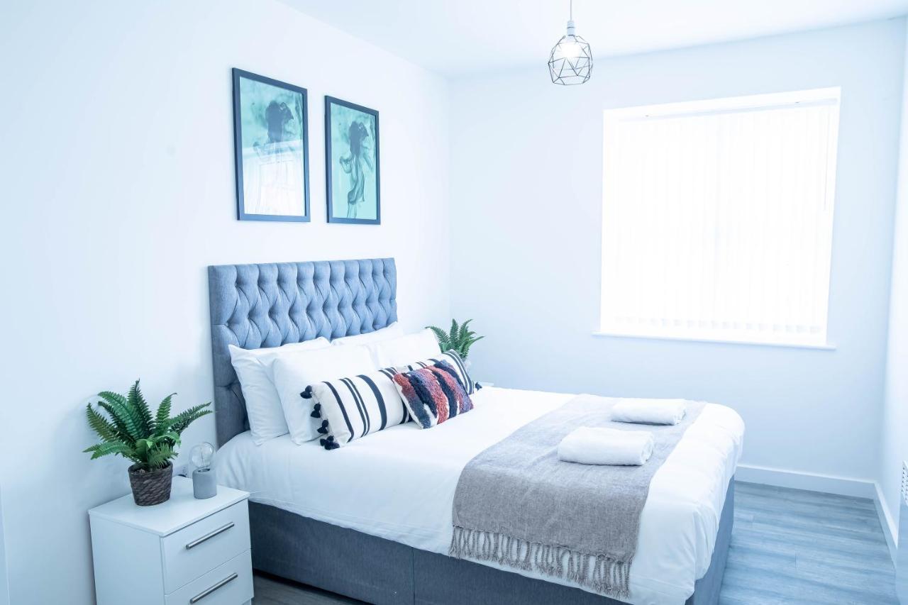 Luxury Apartments Available Next To Train Station - The Wallgate Apartments Wigan - Free Parking Exterior photo
